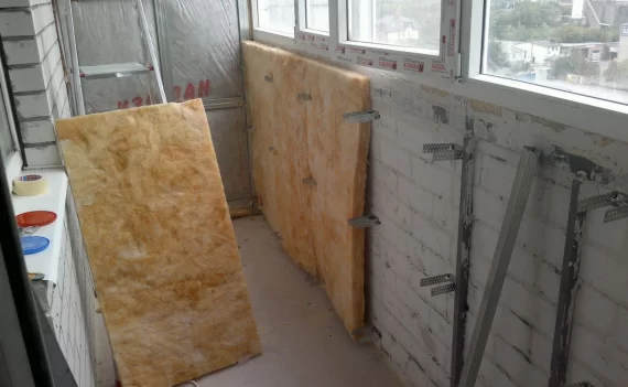 Утепление балкона минватой